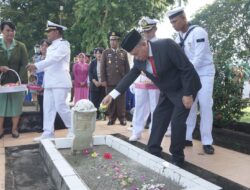 Pjs Bupati Asahan Ziarah Jelang HUT ke 79 TNI