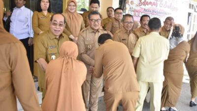 Wali Kota Gorontalo, Adhan Dambea Tekankan Kebersamaan dan Disiplin ASN Pada Apel Perdana