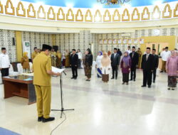 Gubernur Gusnar “Titip Masa Depan Bangsa” ke Kepala Sekolah Baru: Jangan Sekadar Duduk di Kursi, Bentuk Karakter Siswa!