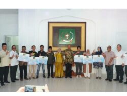 Bupati Langkat Serahkan Bantuan Rp120 Juta untuk Korban Kebakaran di Bahorok