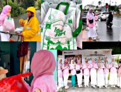 Dharma Wanita Persatuan RSUD Ainun Habibie Bagi-bagi Takjil untuk Warga Gorontalo