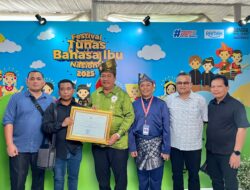 Bupati Asahan Terima Penghargaan dari Kemendikdasmen