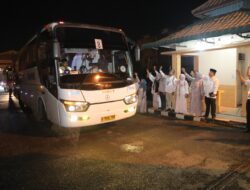 Wabup Asahan Lepas Calhaj dari Asrama Haji Medan