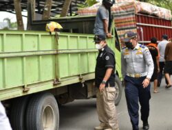 Bahaya Mengintai di Jalanan Gorontalo! Truk ODOL Jadi Ancaman Nyawa, Dishub Siap Turun Tangan!