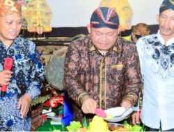 Wabup Labuhanbatu Hadiri Wayang Kulit dan Sedekah Bumi