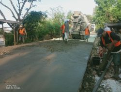 Peningkatan Infrastruktur Desa Pagirikan Jalan Rabat Beton Dibangun, Warga Sambut Antusias   