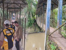 Jayadi Paputungan Tinjau Langsung Proyek Rehabilitasi Jembatan Gantung Mongkonai Barat