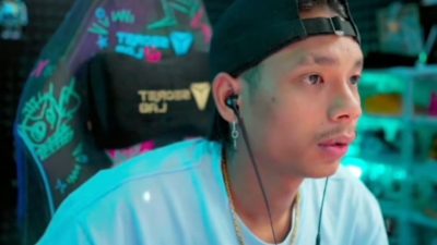 Dari Sales hingga “Raja PUBG Mobile”: Kisah Inspiratif Encang Smith yang Mengubah Hobi Jadi Profesi