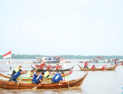 Bupati Labuhanbatu Apresiasi Festival Lomba Dayung Sampan Tradisional
