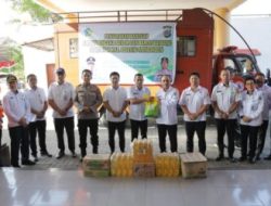 Pemkot Kotamobagu Serahkan Bantuan bagi Korban Banjir di Bolmong