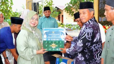 Wabup Langkat Tiorita Pimpin Safari Ramadhan di Salapian, Serahkan Hibah 40 Juta untuk Dua Masjid