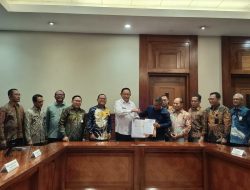 Gubernur Gusnar Ismail Gandeng ID FOOD Kembangkan Industri Ayam Terintegrasi di Gorontalo