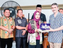 Pemkab Labuhanbatu dan Perwakilan SNV Netherlands Development Organisation Tinjau Langsung Unit Kompos dan Demoplot IGA