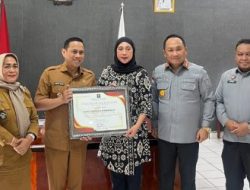 Komitmen Tingkatkan Layanan Hukum, Sekdes Pontodon Timur Raih Sertifikat Paralegal dari Kementerian Hukum Sulut