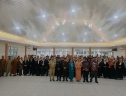 Bupati Sofyan Kukuhkan 69 Kepala Sekolah di Kabupaten Gorontalo, Tekankan Profesionalisme dan Akuntabilitas