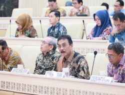 RDP dengan Komisi II DPR RI, Sekjen ATR/BPN Paparkan Capaian Tujuh Layanan Prioritas