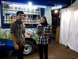 Disperpusip Sumut Padukan Buku Cetak dan Digital di Stan Mobil PRSU
