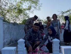 Ziarah Makam Jadi Agenda Rutin Setiap Hari Jadi Ngawi