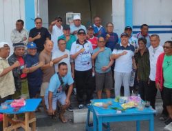 Gubernur Gusnar Seruput Kopi di Pasar Sentral Gorontalo Sambil Respons Isu Koalisi