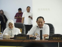 Isu Politik Memanas di Gorontalo, Gusnar-Idah Buktikan Tetap Kompak Lewat Rapat Pemprov