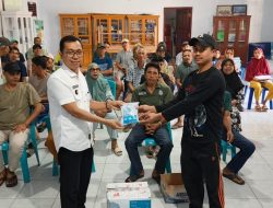 Bukti Peduli Petani, Sangadi Roliadi Modeong Salurkan Ratusan Karung Pupuk Gratis di Moyag Todulan