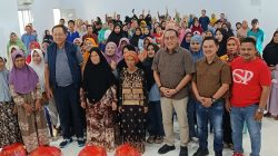 Senyum Warga Pesisir Bone Bolango Sambut Hujan dan Paket Sembako di Akhir Pekan