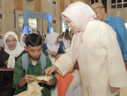 Regenerasi Karawo: Ratusan Pelajar Gorontalo Ikuti Mokarawo Kolosal di GKK 2026