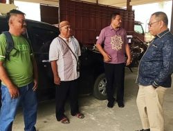 Bantu Percepat Pengolahan Lahan, Dua Kelompok Tani di Pohuwato Terima Hand Traktor
