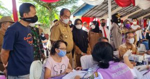 Wabup Asahan Pantau Pelaksanaan Vaksinasi Massal