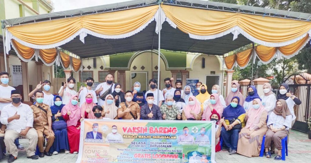 Remaja Masjid Darussalam Molosipat W Sukseskan Program Vaksinasi