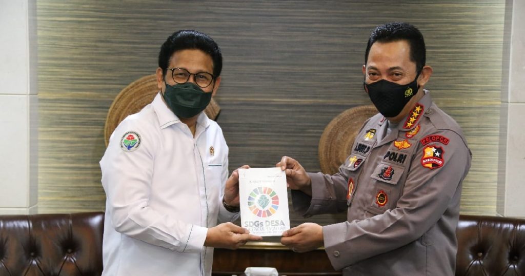 Kapolri Pastikan Pendampingan Edukasi Dana Desa Saat Menerima Audiensi Dengan Mendes PDTT